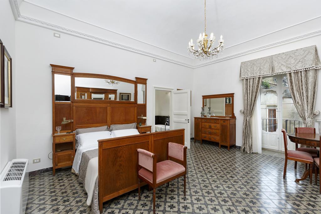 Edel Modica Hotell Eksteriør bilde