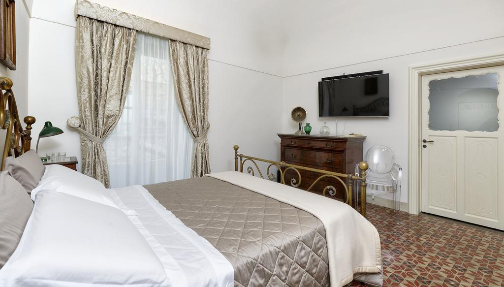 Edel Modica Hotell Eksteriør bilde